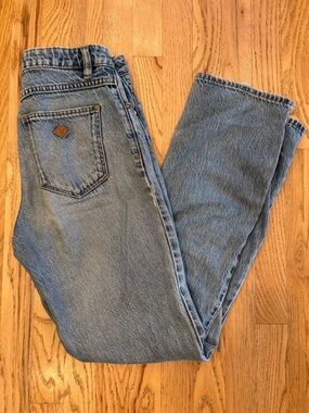Abrand Straight Leg Women's Jeans in Light Blue Denim